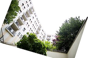 Central Passage Apartments by Vagabond