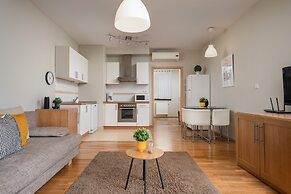 Central Passage Apartments by Vagabond