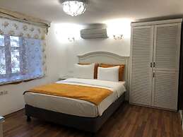 White Garden Hotel