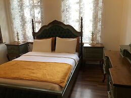 White Garden Hotel