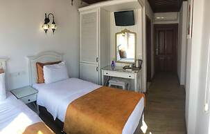 White Garden Hotel