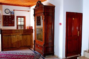 White Garden Hotel