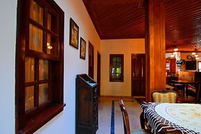 White Garden Hotel