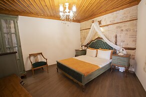 White Garden Hotel