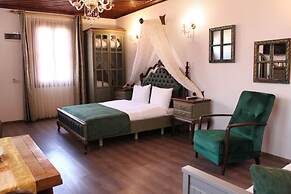 White Garden Hotel