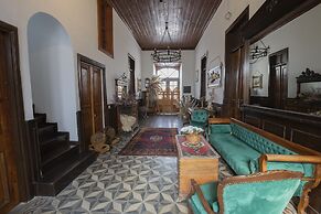 White Garden Hotel