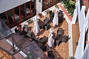 Hotel Puerto Mar