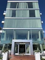 Hotel Commodore
