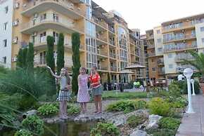 Joya Park Complex