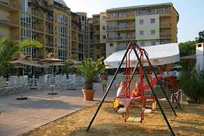 Joya Park Complex