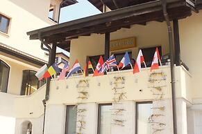 Asti Arthotel