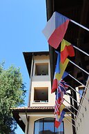 Asti Arthotel