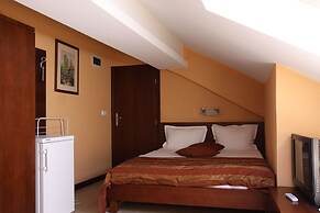 Asti Arthotel