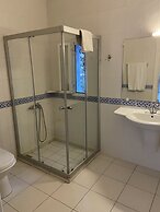 Omar Hotel & Suites