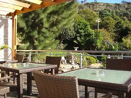 Signal Hill Lodge