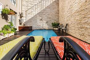 Signal Hill Lodge