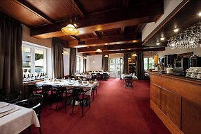 Carl Inn