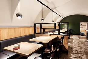 Hotel Sharingham