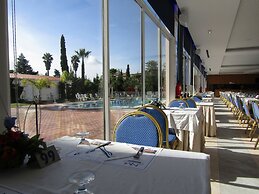 Caldas Internacional Hotel