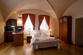 Residence Thunovska 19