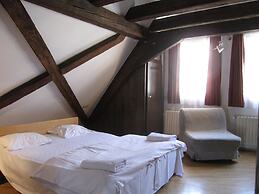 Residence Thunovska 19