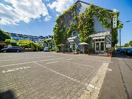 Park Hotel