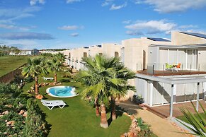 L'Escala Resort