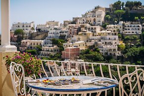 Villa Mary Suites