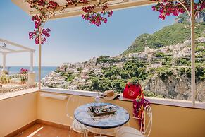 Villa Mary Suites