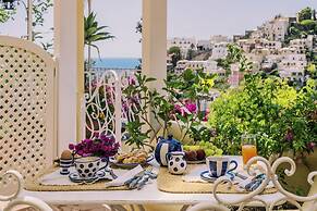 Villa Mary Suites