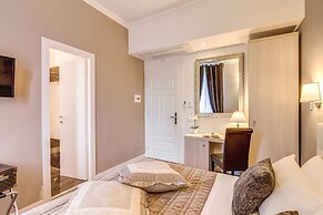 The Bridge Suites