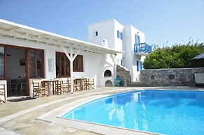Anemos Studios & Apartments