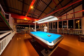 Crystal Bay Yacht Club