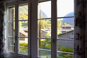 Alpenrose Hotel & Gardens