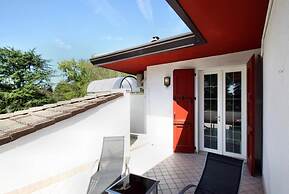 Vanessa House