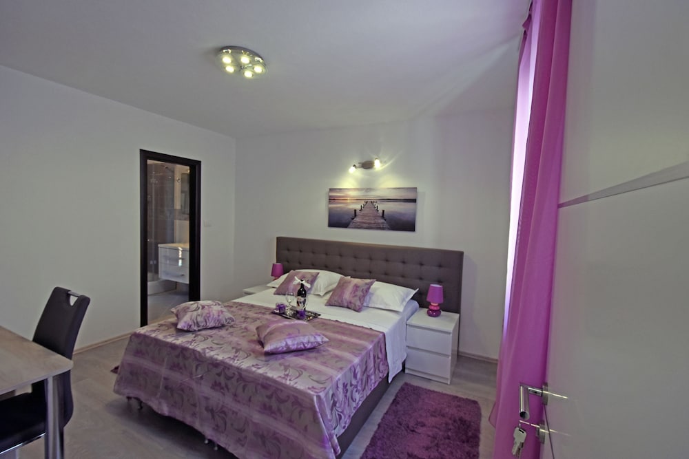 Kuzma Rooms