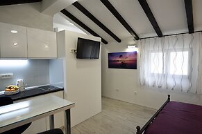 Kuzma Rooms