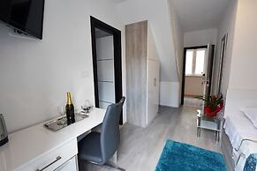 Kuzma Rooms