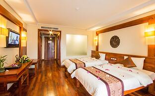 Royal Empire Hotel
