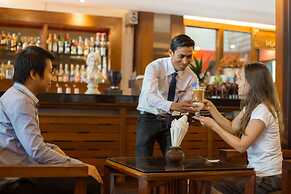 Royal Empire Hotel