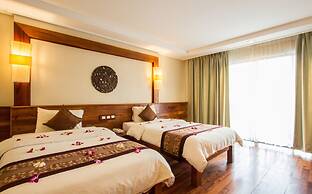 Royal Empire Hotel