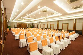 Royal Empire Hotel