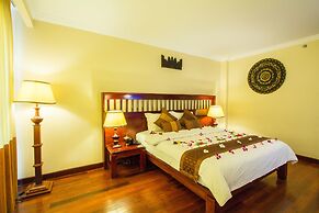 Royal Empire Hotel