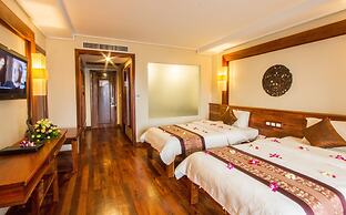 Royal Empire Hotel