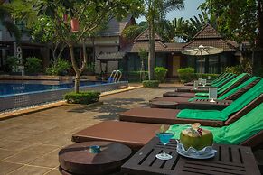 Royal Empire Hotel
