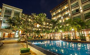Royal Empire Hotel
