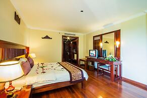 Royal Empire Hotel