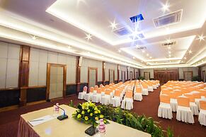 Royal Empire Hotel