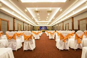 Royal Empire Hotel