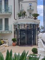 Hotel Ambassador